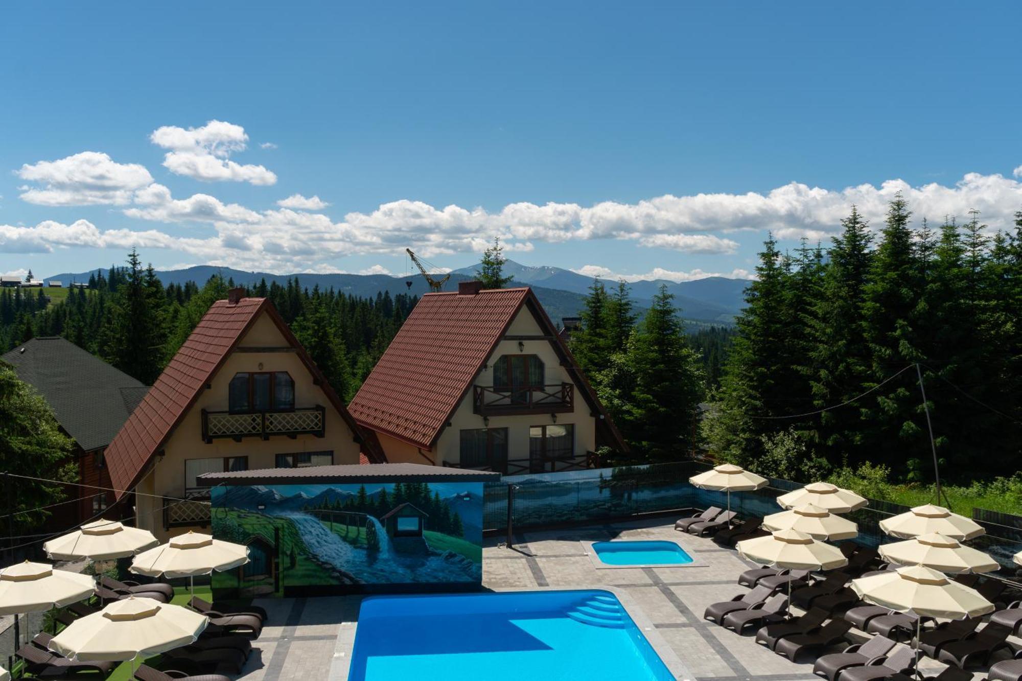 Summit Hotel Yablunytsya Luaran gambar