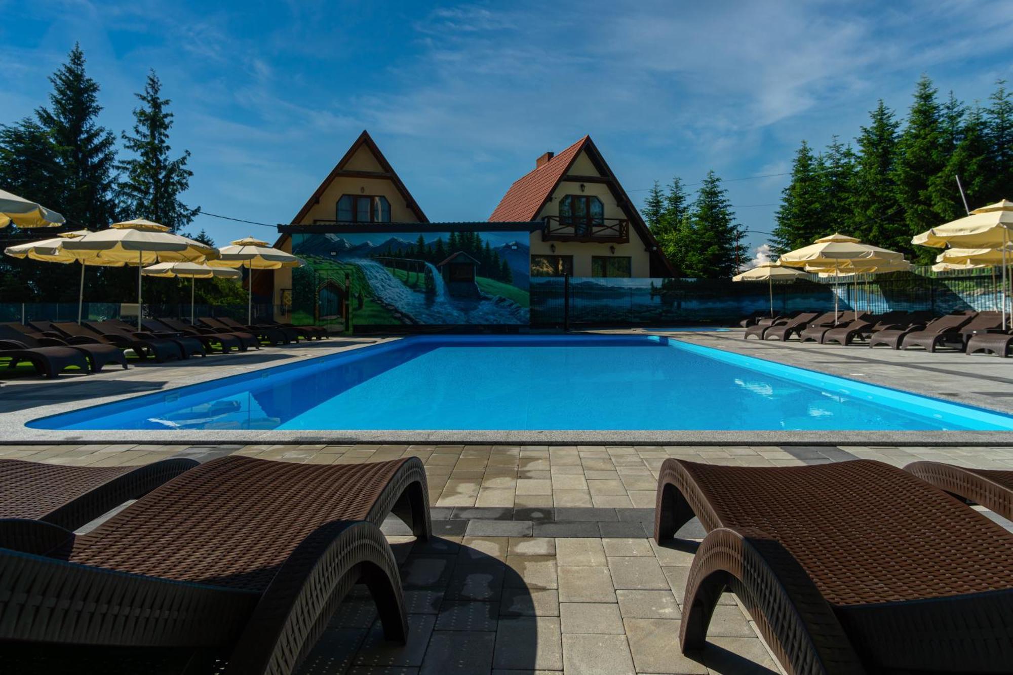 Summit Hotel Yablunytsya Luaran gambar